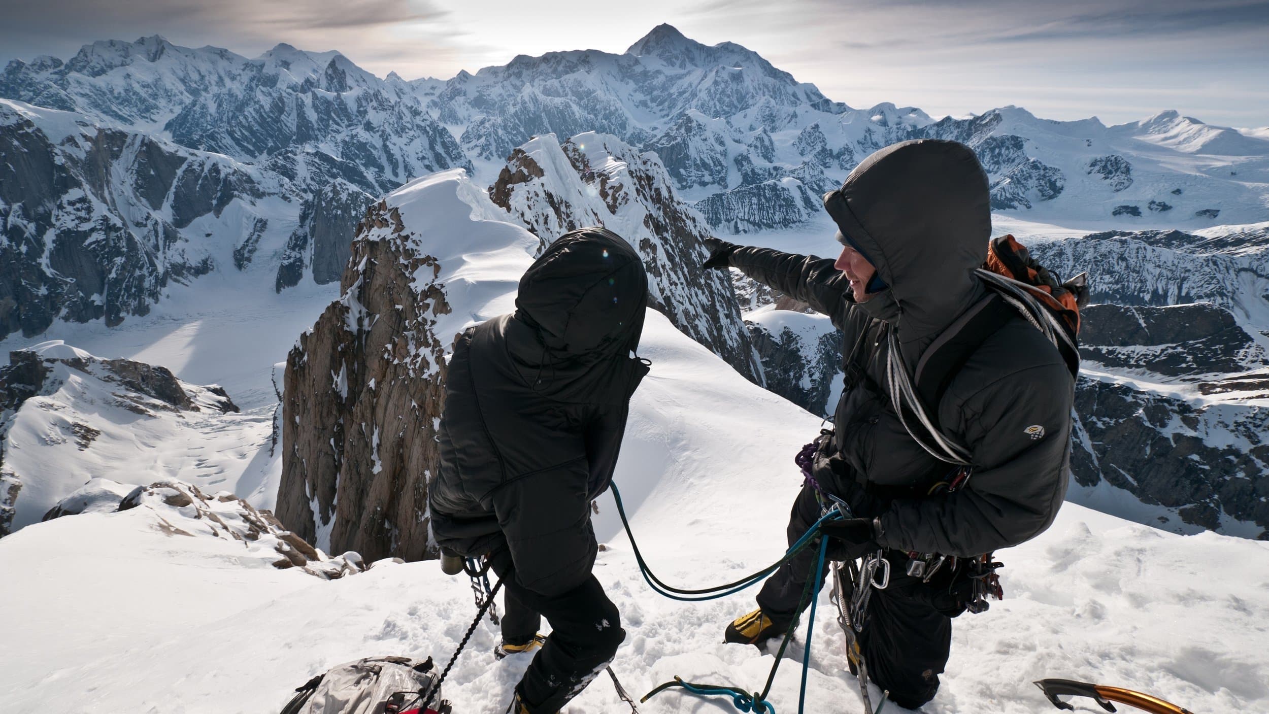 Au-delà des sommets
