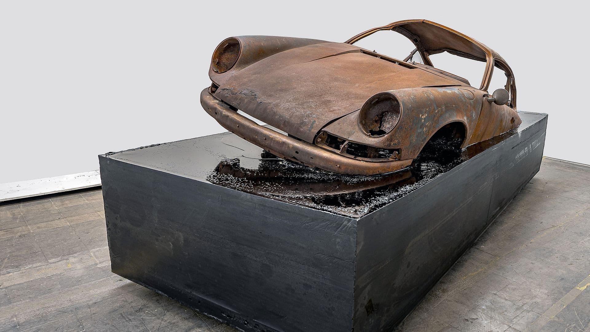 Le pétrole, l'art et la matière