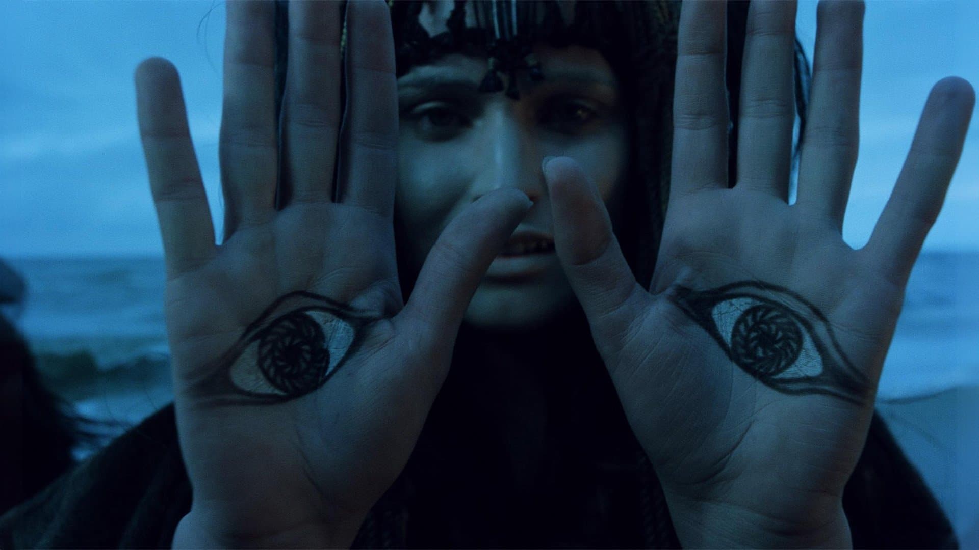 Sur le globe d'argent