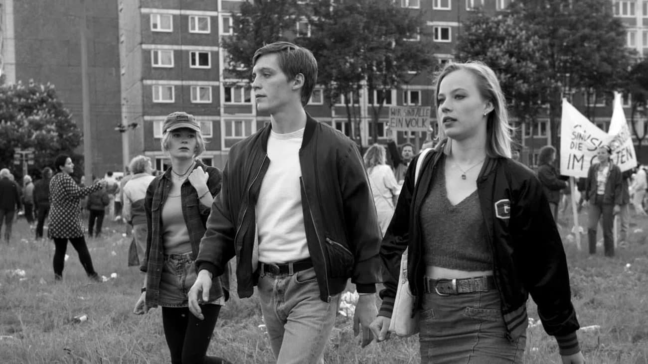 Nous sommes jeunes. Nous sommes forts