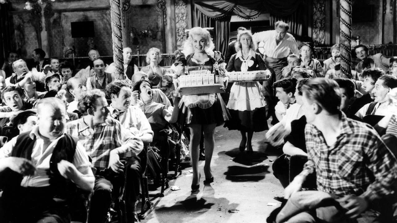 Sous le plus petit chapiteau du monde