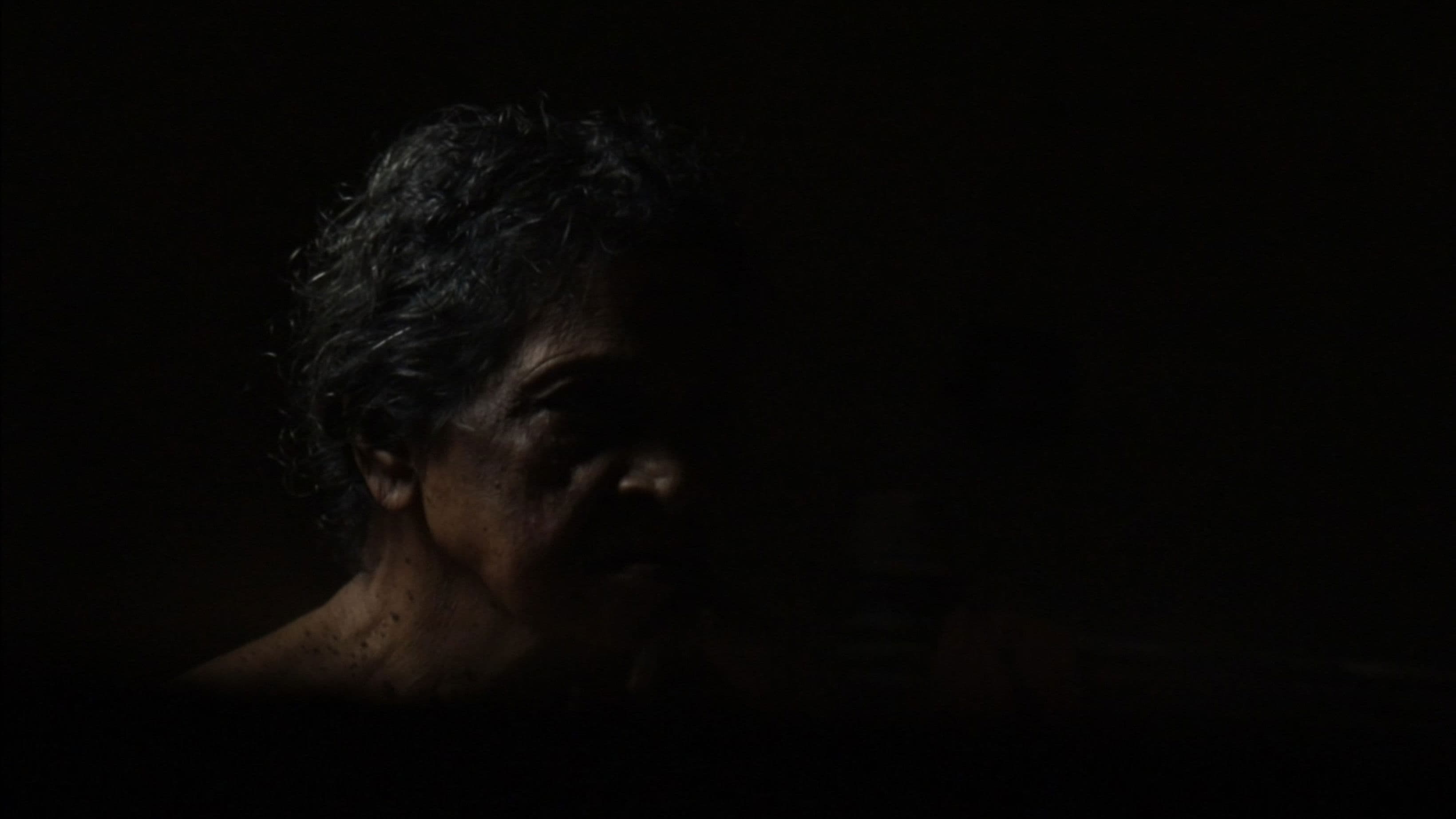 ചുമരുതൊട്ടപ്പോൾ മെല്ലെത്തെളിഞ്ഞവ