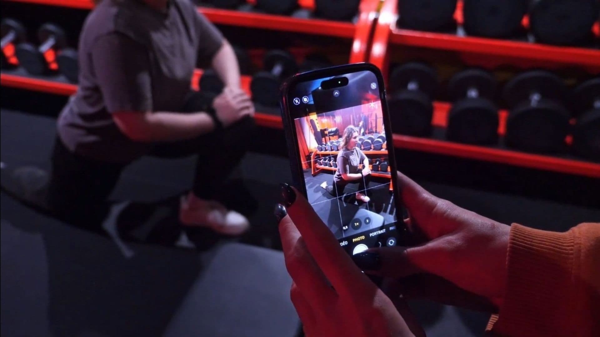 Des pecs et des fesses