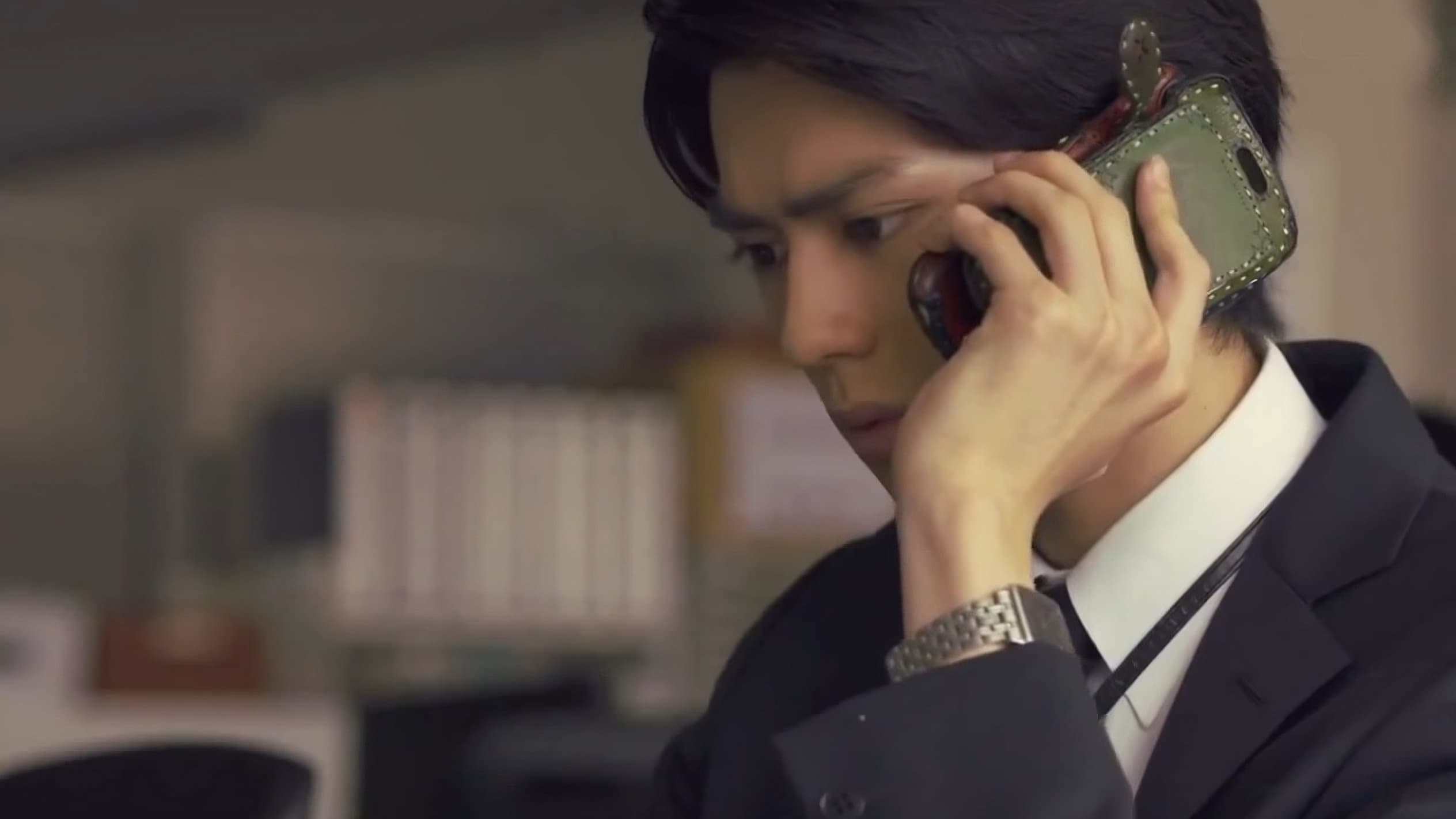 特命指揮官 郷間彩香