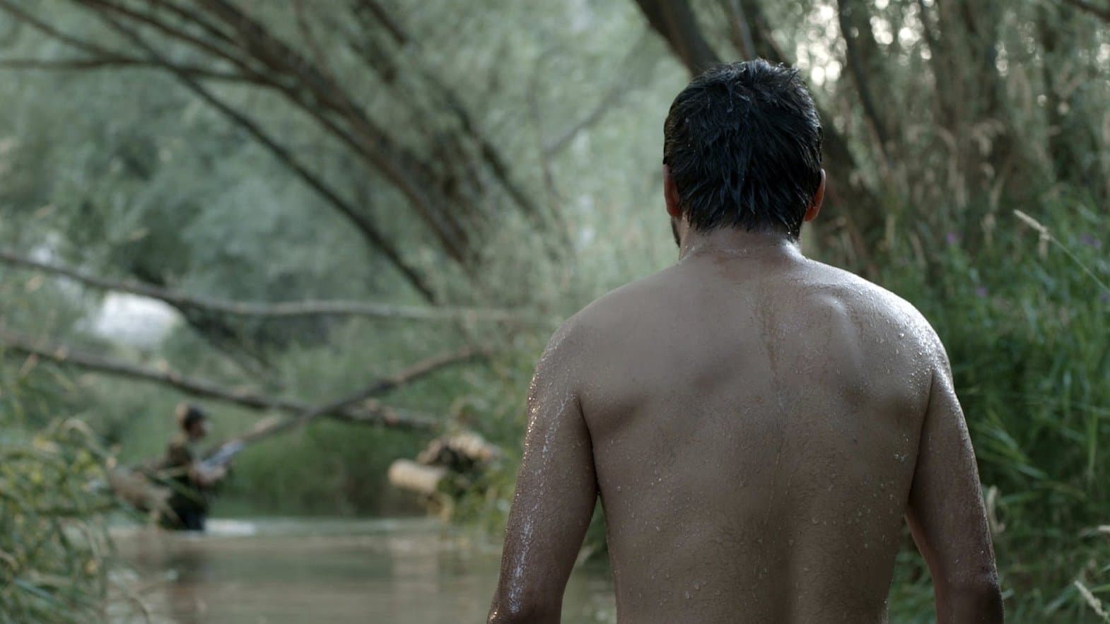 Derrière la Colline